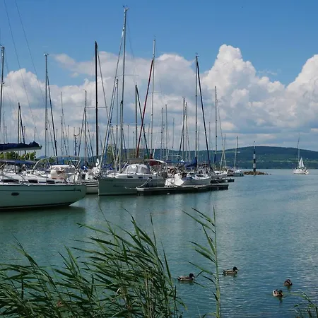 Holiday Balatonlelle/balaton 19149 *