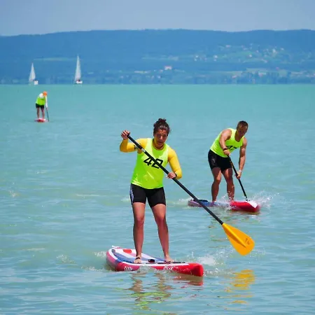 度假居 Holiday Balatonlelle/balaton 19149 巴拉通雷勒